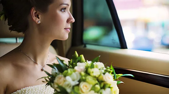 Elegant wedding limo rentals in Lawrenceville GA including Chrysler 300 Stretch Limos and Cadillac Escalades for stylish bridal transportation.