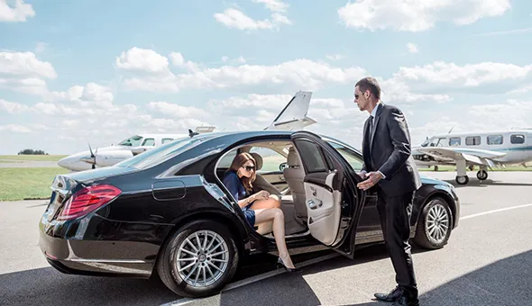 Black car airport transfers in Stonecrest GA providing timely, smooth transportation with top-tier comfort and service.